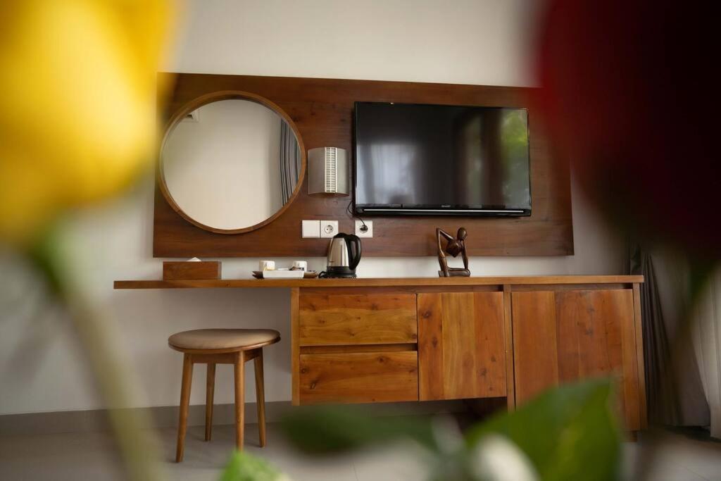 Nau Nusa Villa Batununggul Экстерьер фото